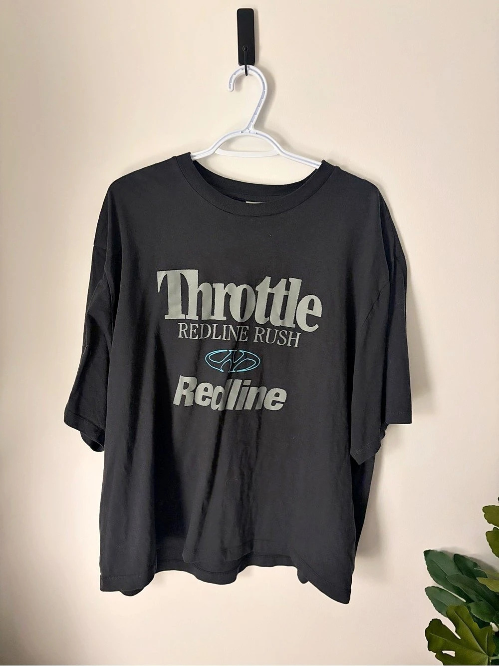 Bershka Throttle Redline Rush Graphic T-Shirt Black XL